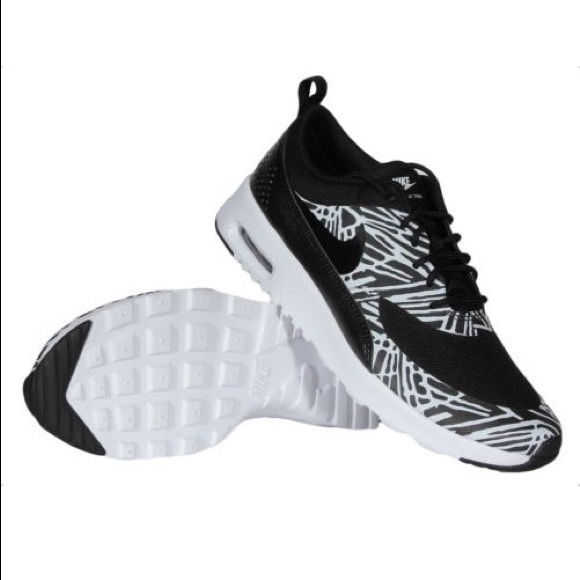 nike zebra trainers